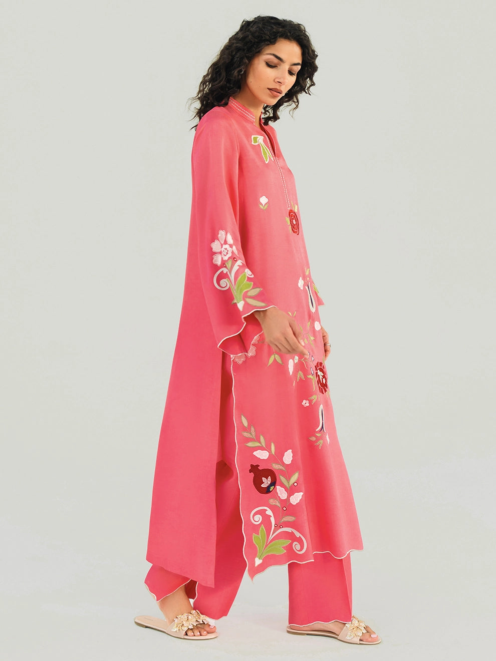 ROSE GARDEN - 2pcs Khaddi Silk Ensemble