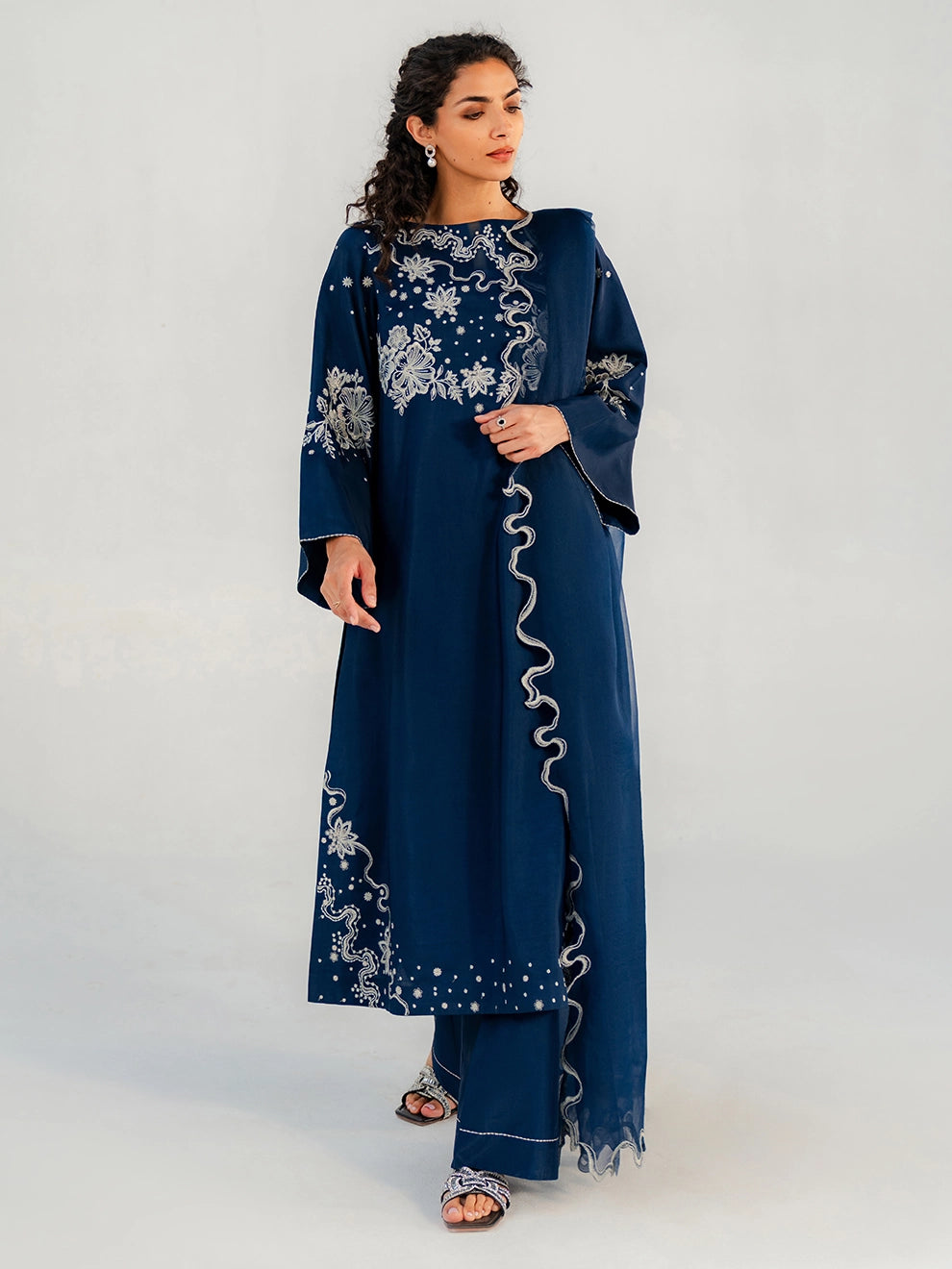 MIDNIGHT SAPPHIRE - 3pcs Khaddi Silk Ensemble