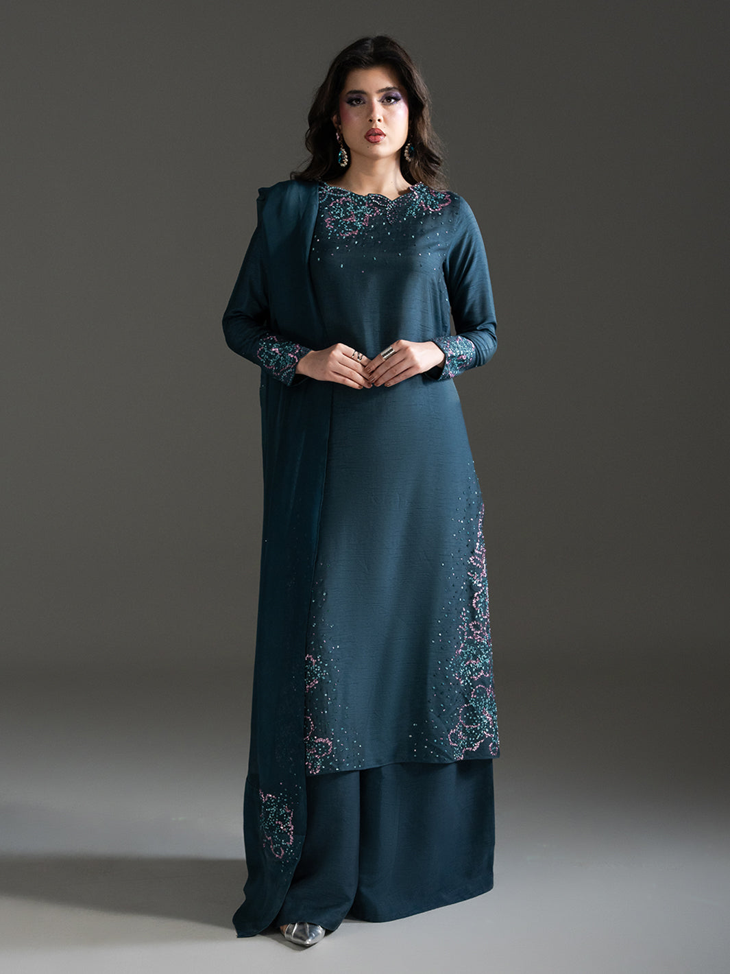 Eshar – Hand-Embellished Organza Satin Ensemble