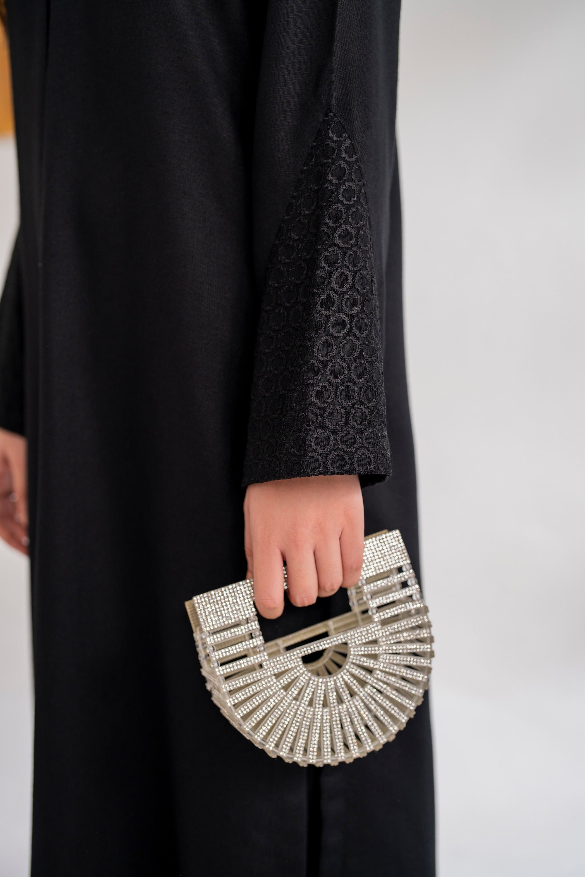 Solais- 2Pc Embroidered