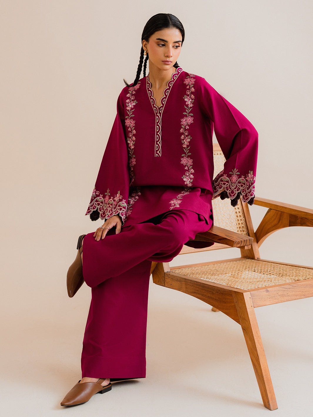 Nexia– 2Pc Embroidered Co-ords Khaddar Set