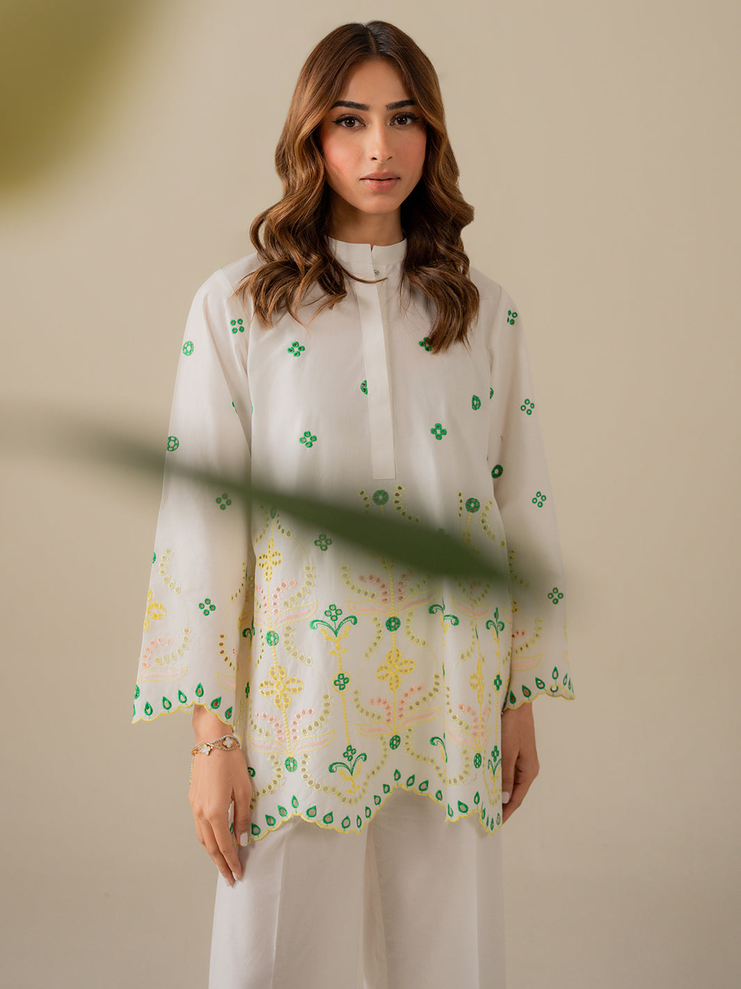 ZEST- SLD19-25 - 2Pc Embroidered Set