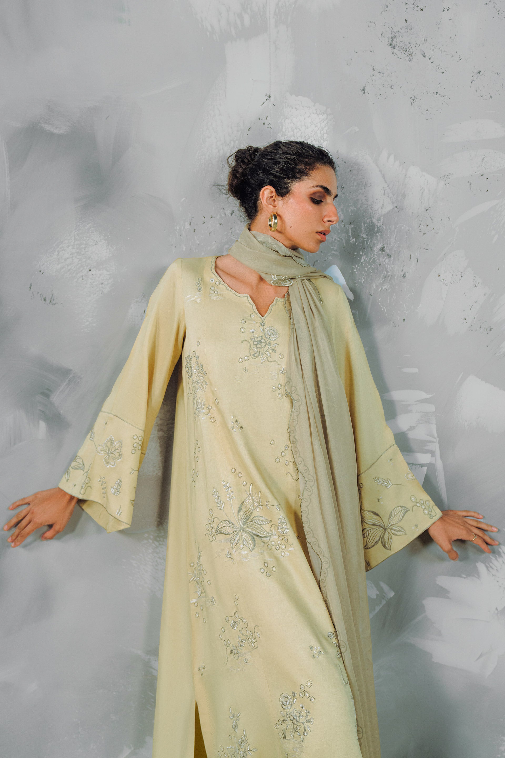 BISCOTTI BLISS - 3pcs Khaddi Silk Ensemble
