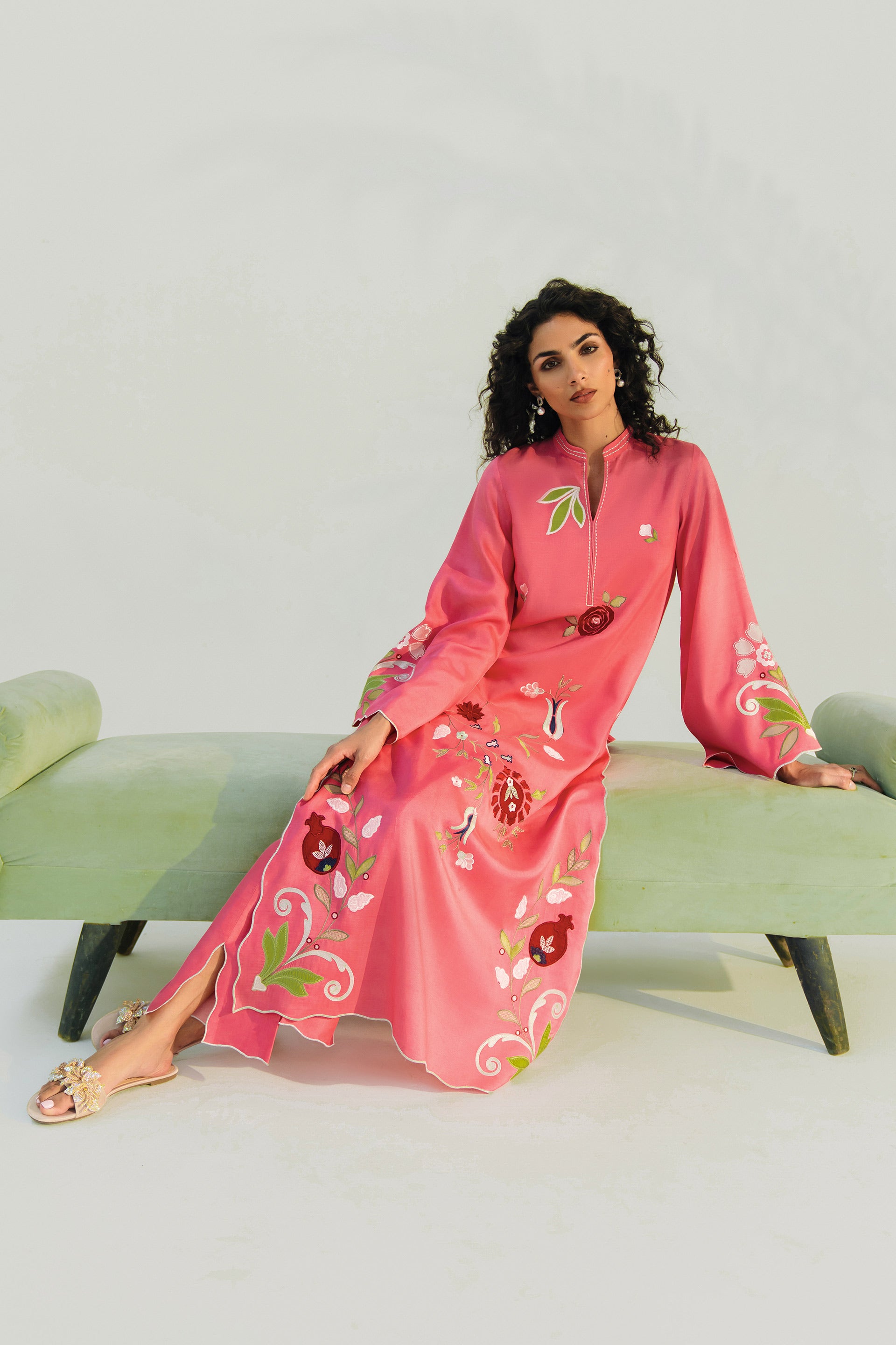 ROSE GARDEN - 2pcs Khaddi Silk Ensemble