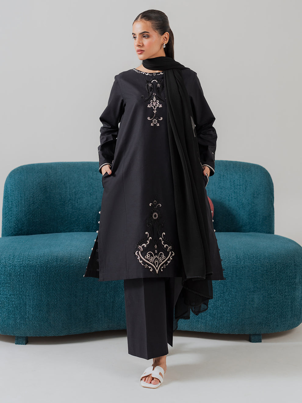 Monolith - Dupatta