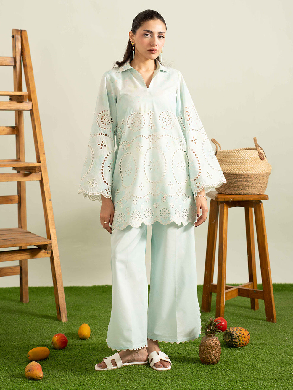 Eyelet