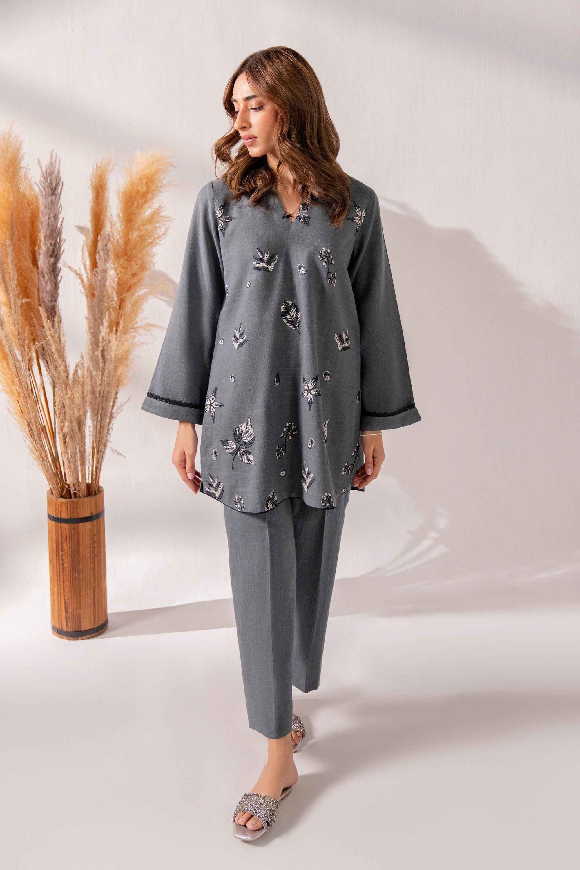 Sedefi - Embroidered Khaddar Co-ords Set