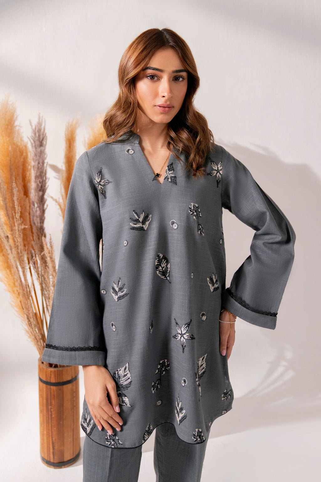 Sedefi - 2Pc Embroidered Khaddar