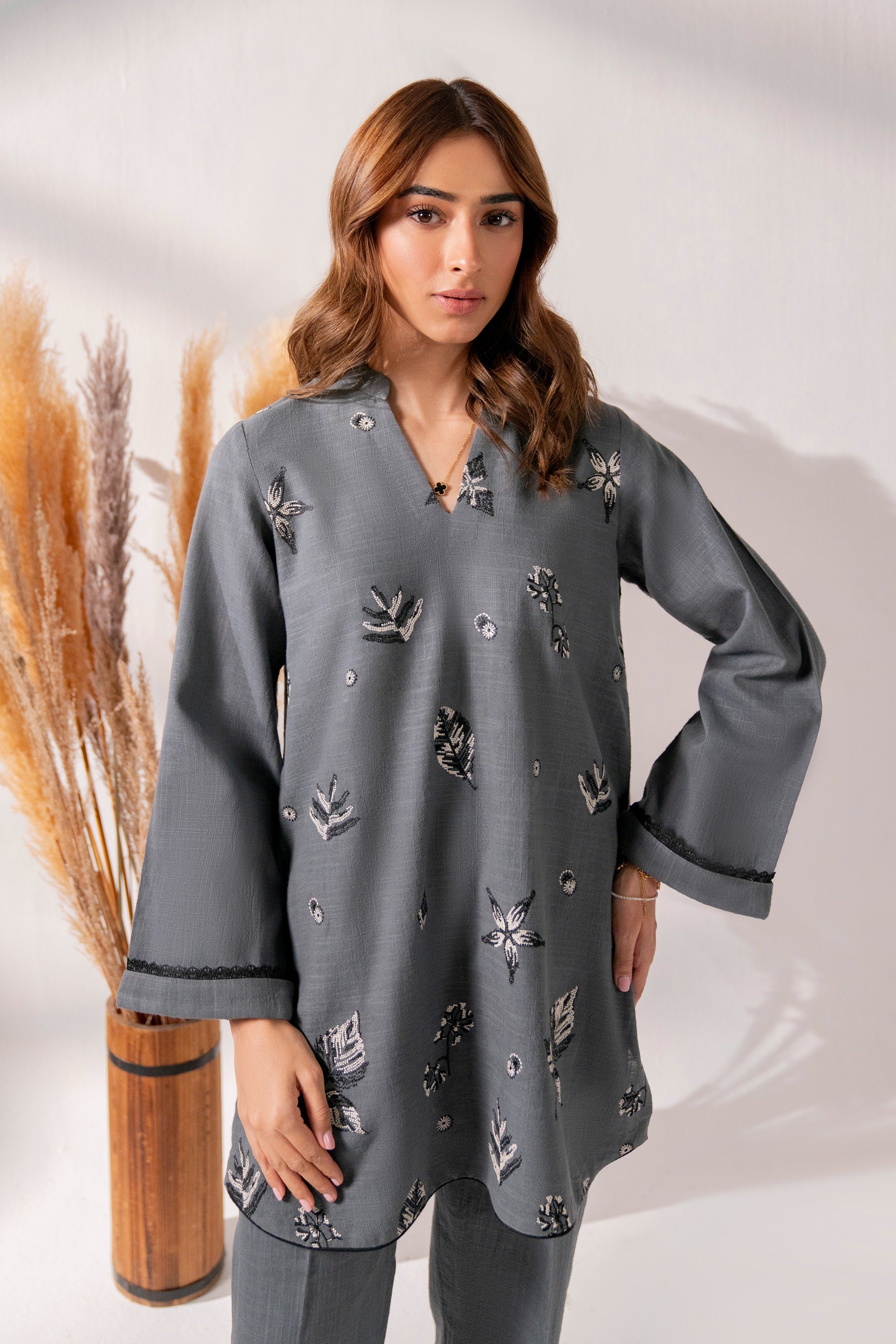 Sedefi - 2Pc Embroidered Khaddar