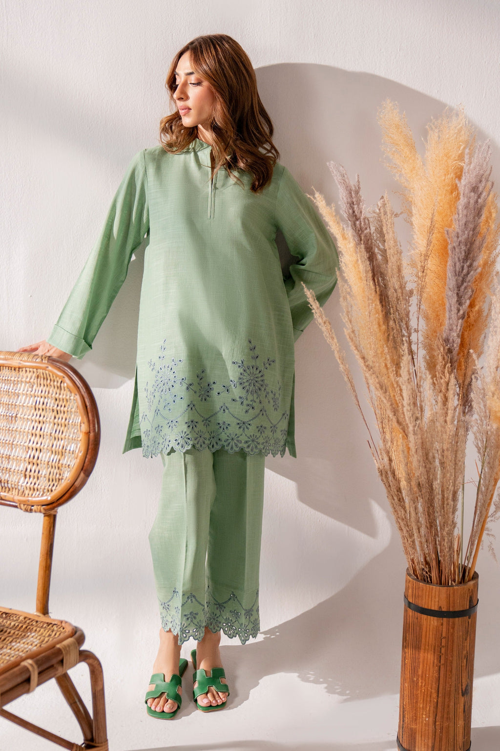 Zeylin - 2Pc Embroidered Khaddar