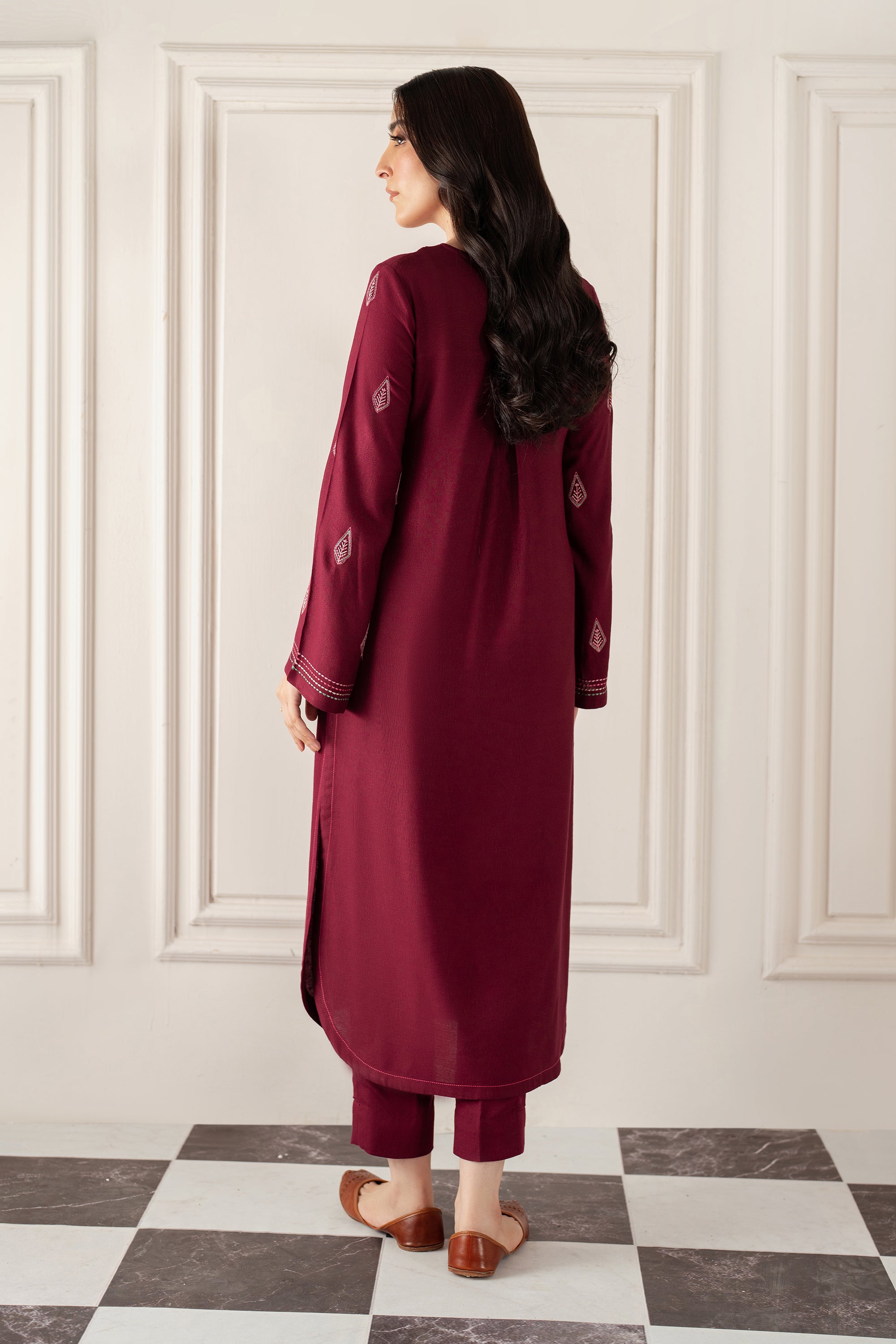 Alura - 2Pc Embroidered