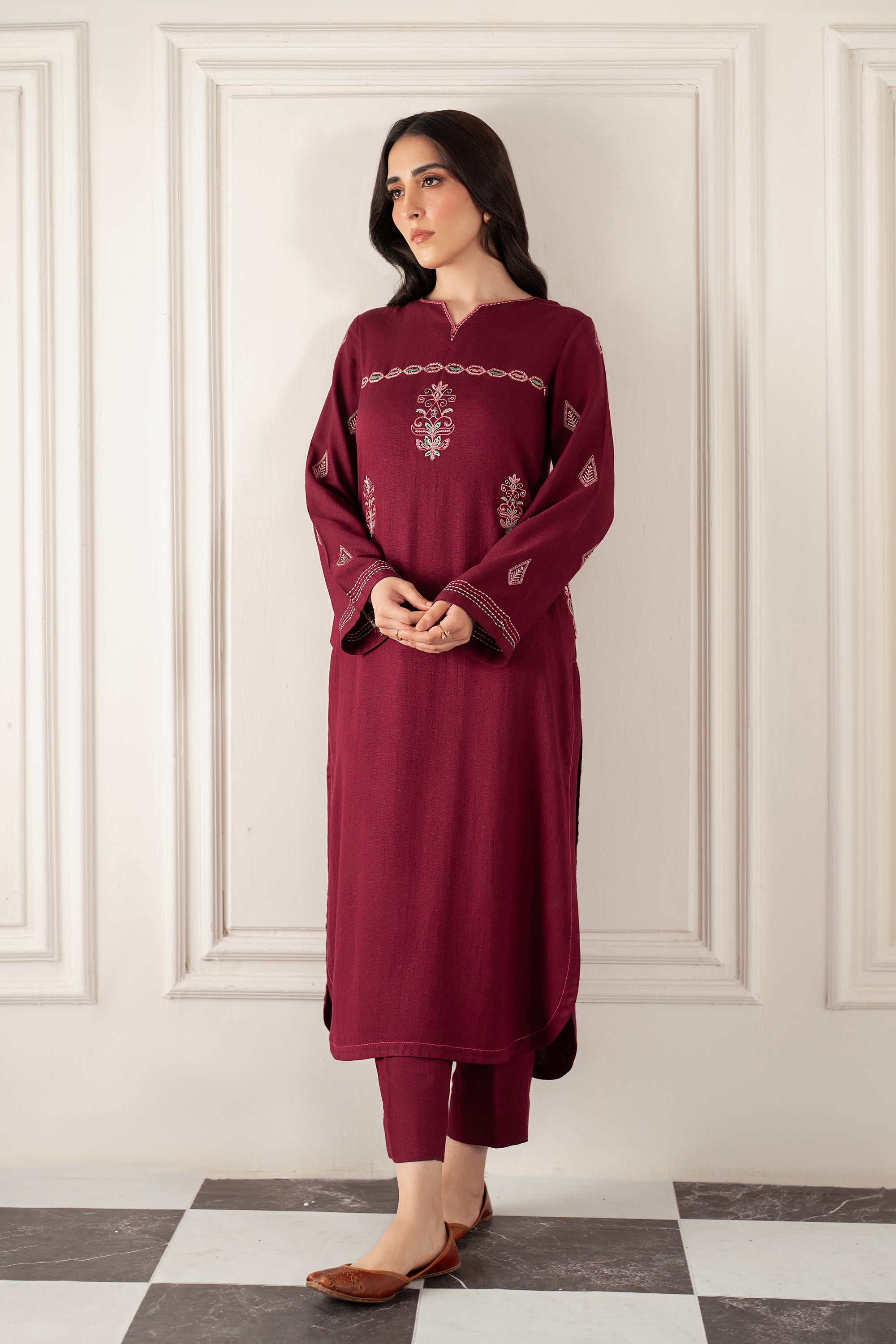 Alura - 2Pc Embroidered