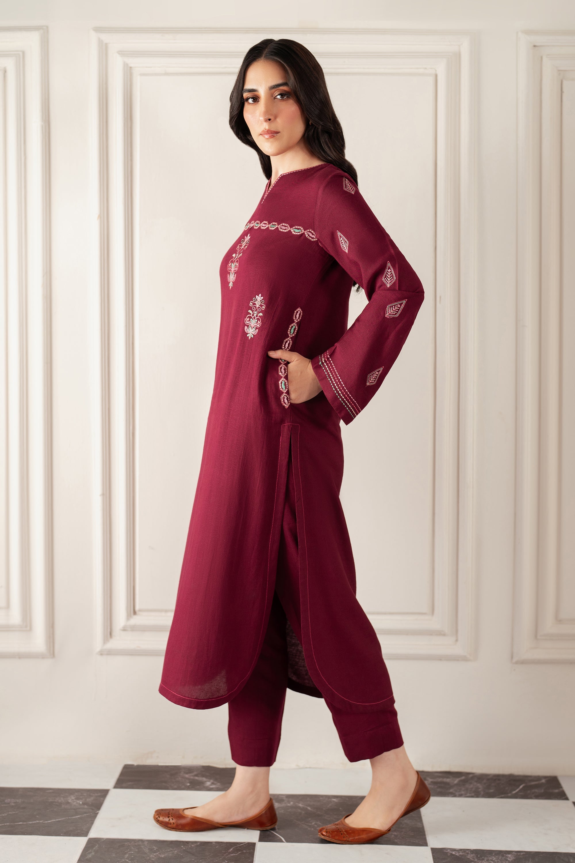 Alura - 2Pc Embroidered
