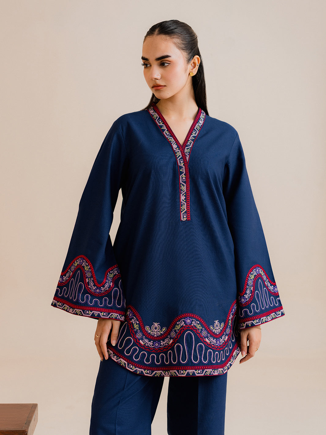 Selinor – 2Pc Embroidered Co-ords Khaddar Set