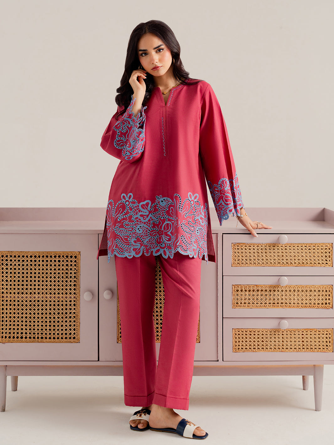 SELUNE – 2Pc Embroidered Set