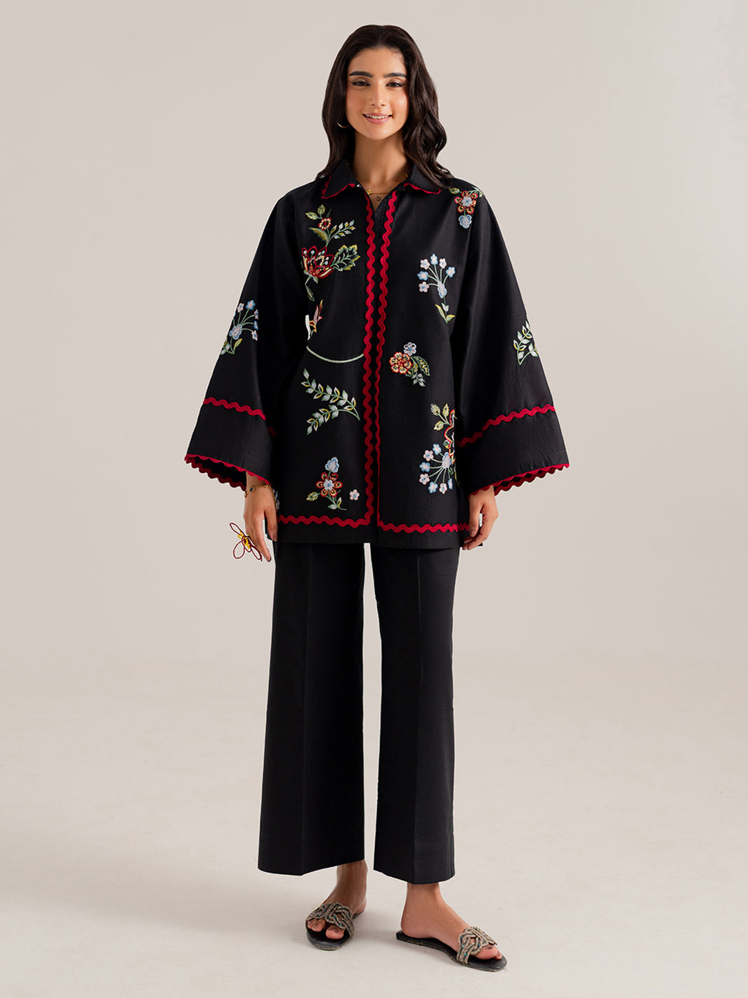 AENYAL – 2Pc Embroidered Co-ords Set