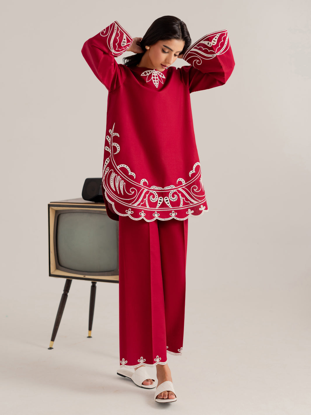 SYLANE – 2Pc Embroidered Co-ords Set