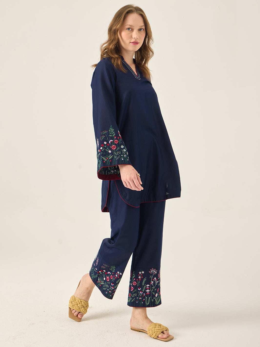 Serel – Embroidered 2Pc Co-ords Set