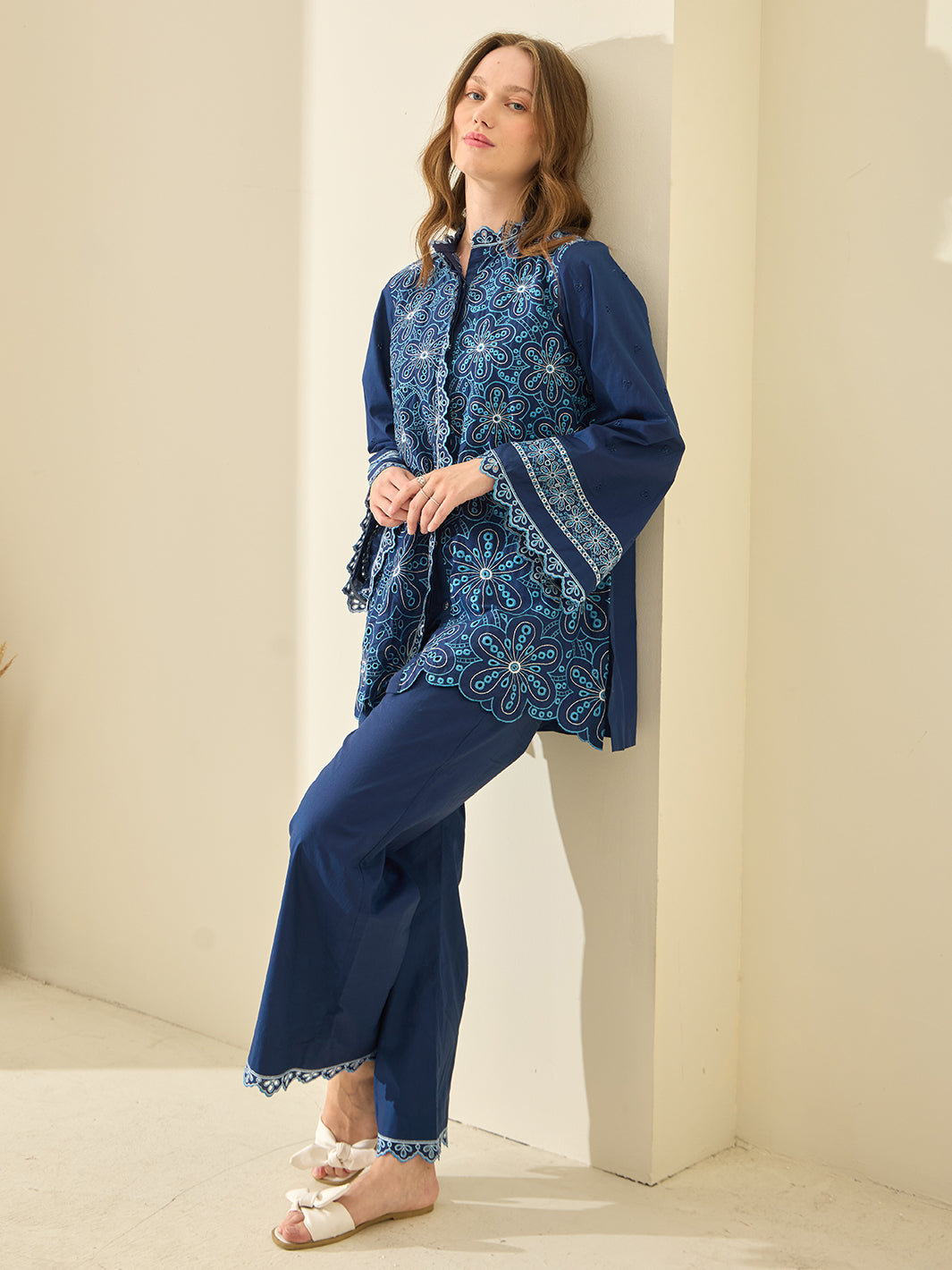 Civra – Embroidered 2Pc Co-ords Set