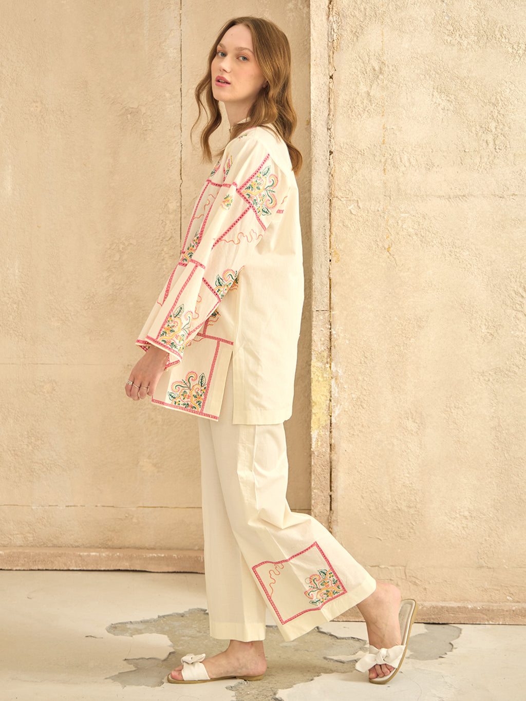 Suria – Embroidered 2Pc Co-ords Set