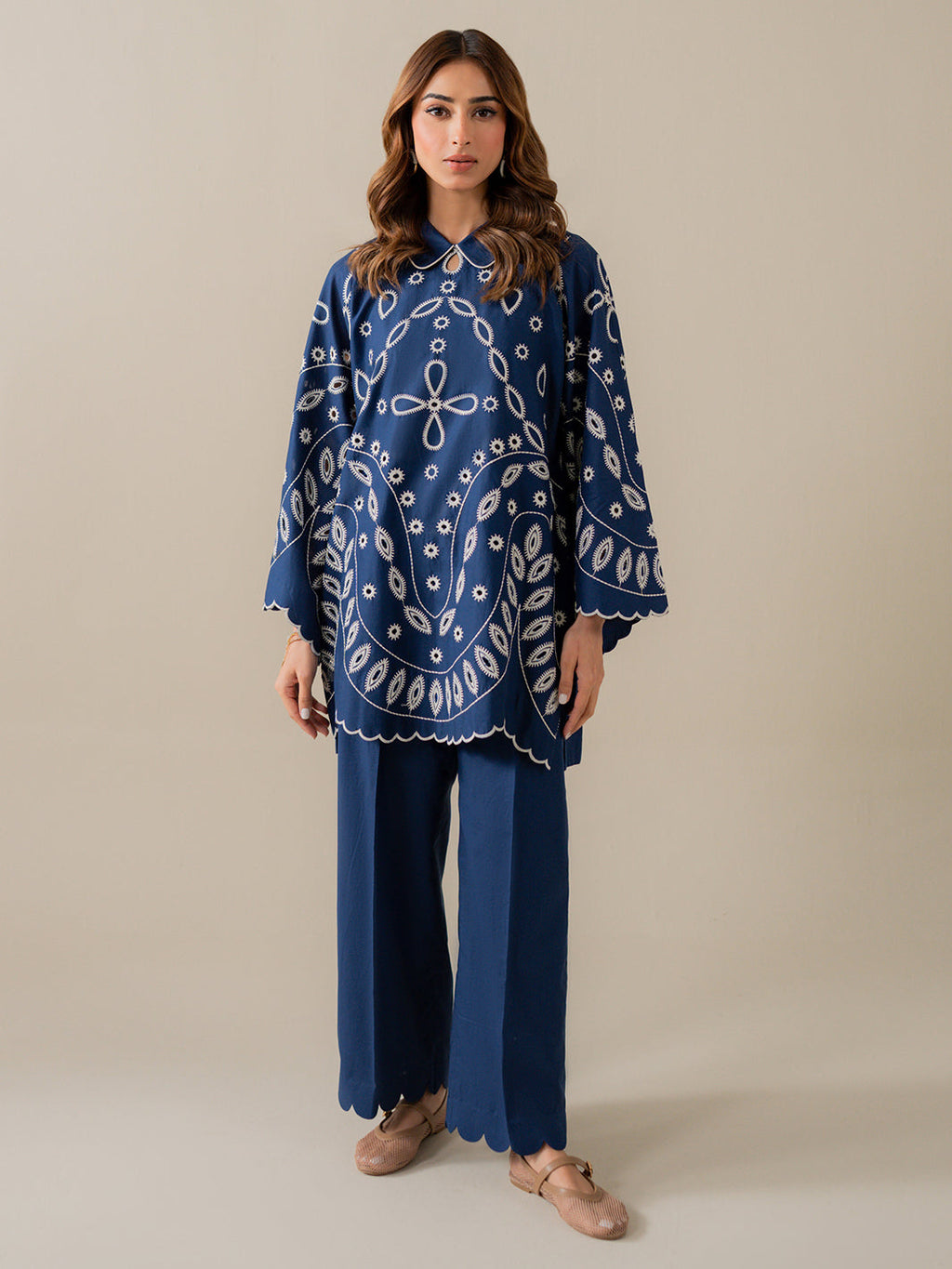 INDIGO Khaddar -2Pc Embroidered Set Blue