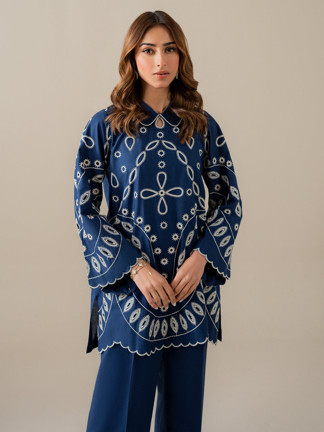 INDIGO Khaddar -2Pc Embroidered Set Blue